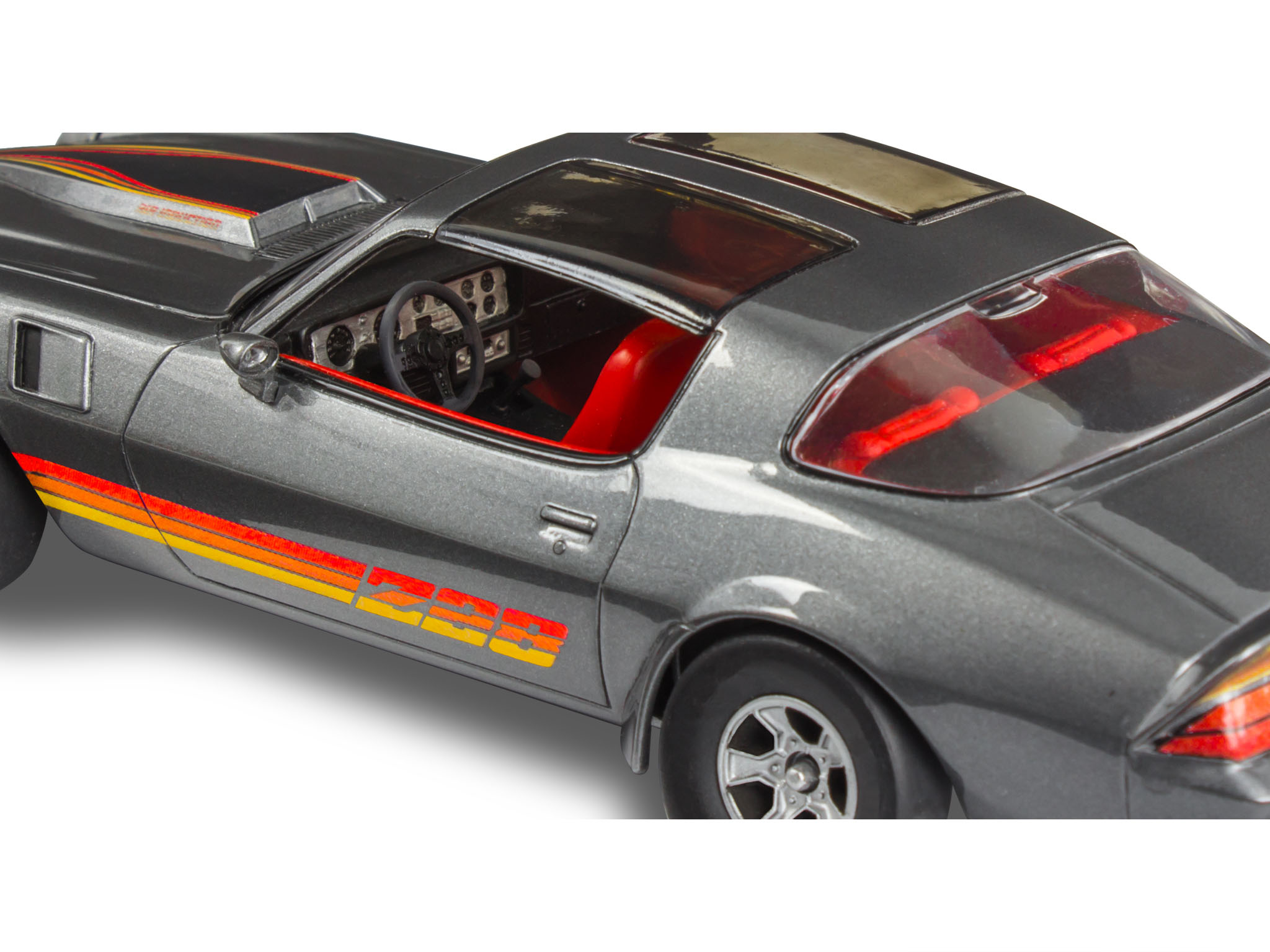 1:25 Revell 14526 1981 Z-28 Camaro Car