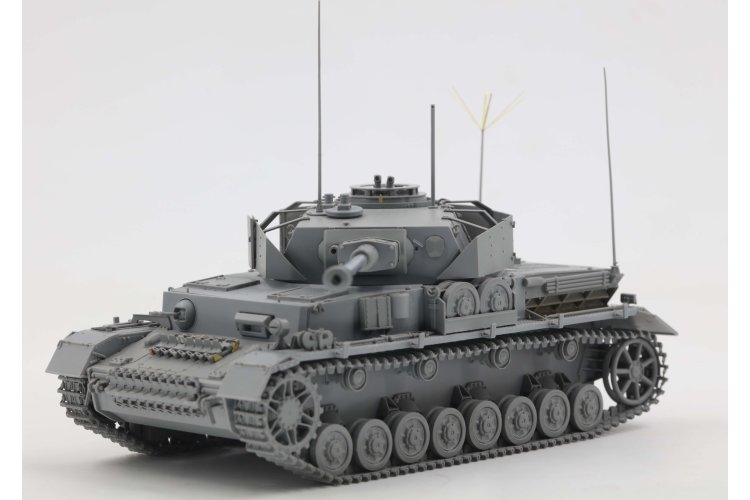 1:35 Border Model BT006 Pz.Beob.Wg. IV Ausf. J w/Commander&Infantry - Bmbt006 build 1 - BMBT006