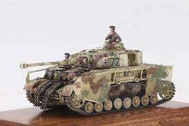 1:35 Border Model BT008 Pz.Kpfw.IV Ausf.J Late Tank - Bmbt008 2 - BMBT008