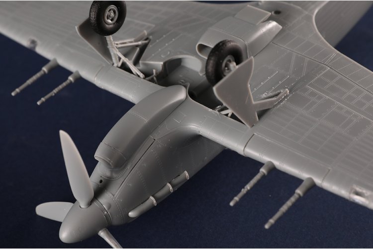 1:48 HobbyBoss 81779 Hawker Hurricane Mk.IIc/Trop - Hbs81779 9 - HBS81779