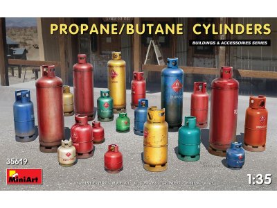 1:35 MiniArt 35619 Propane/Butane cylinders - Min35619front - MIN35619