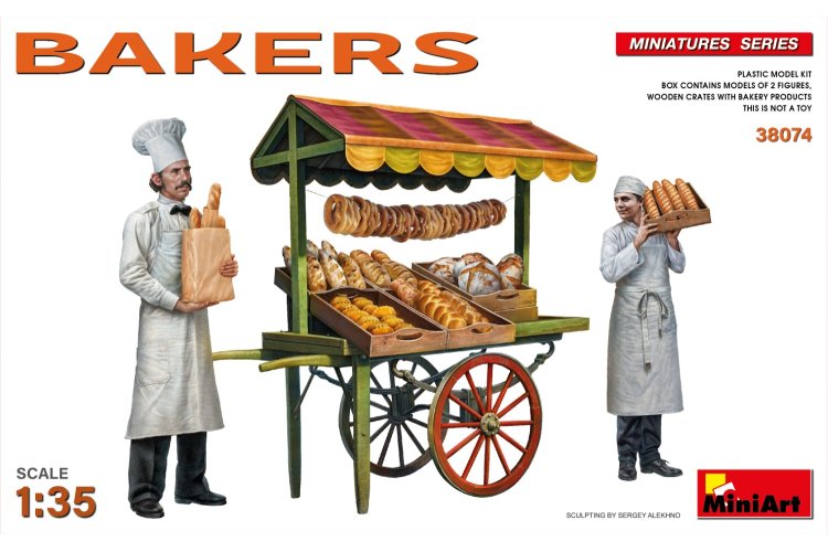 1:35 MiniArt 38074 Bakers - 2 Figures - Crates with bakery products - Min38074 art 1 - MIN38074