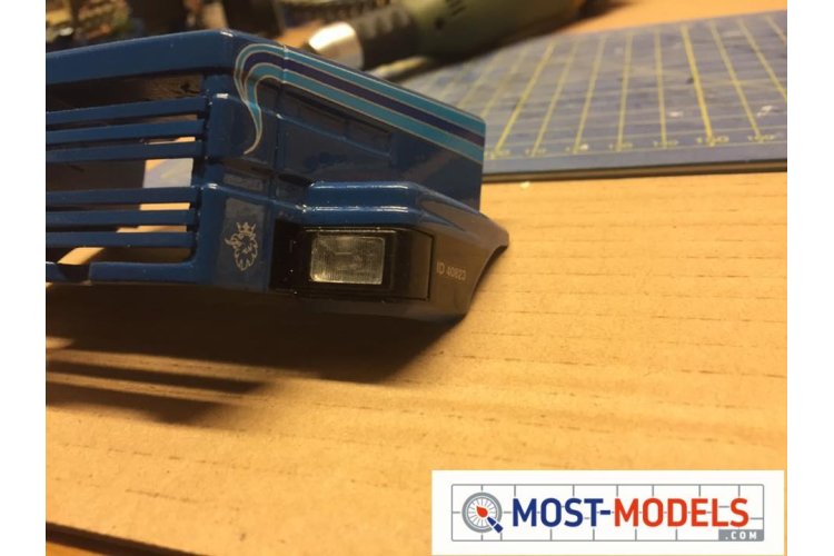 1:24 Scania 2/3 Headlight Reflectors - Ntd019 2 - NTD019