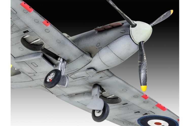 1:72 Revell 03953 Spitfire Mk.Iia Plane - Rev03953 2 - REV03953