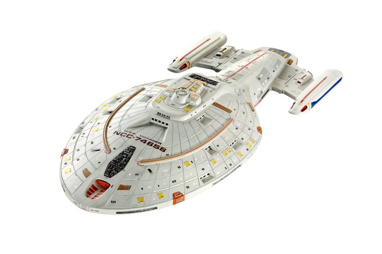 1:670 Revell 04992 U.S.S. Voyager - Star Trek - Rev04992 smpw uss voyager - REV04992