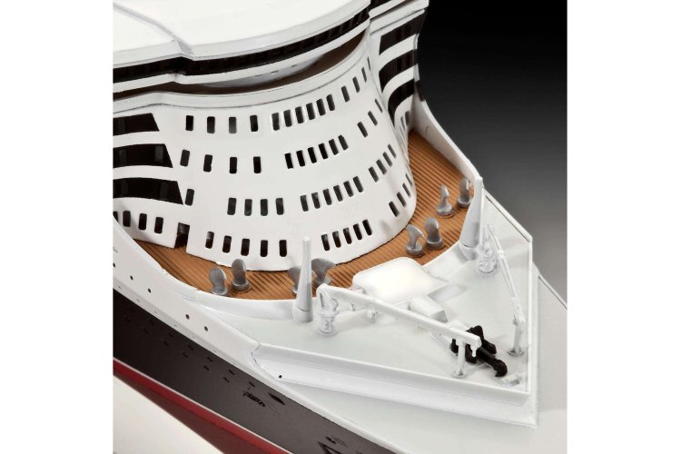 1:700 Revell 05231 Ocean Liner Queen Mary 2 Ship - Rev05231 queen mary 2 03 - REV05231