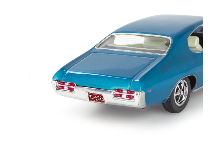 1:24 Revell 14530  69 Pontiac GTO Car - The Judge - 2N1 Kit - Rev14530 69 pontiac gto the judge 2n1 09 - REV14530