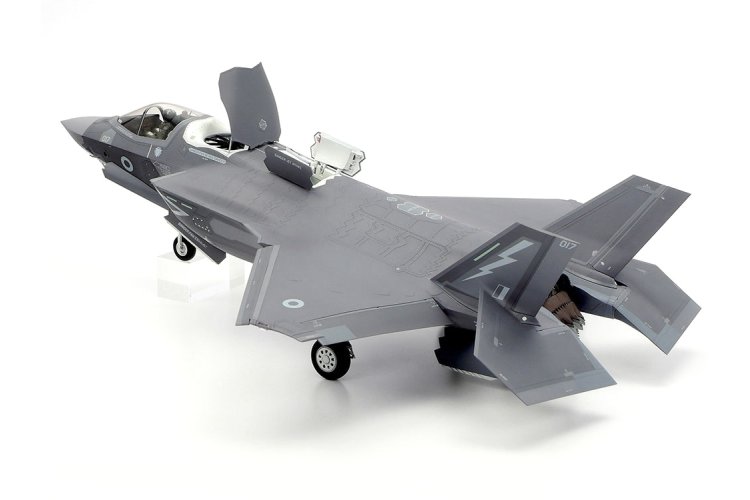 1:48 Tamiya 61125 Lockheed Martin F-35B Lightning II - Tam61125 3 - TAM61125