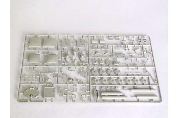 1:16 Trumpeter 00904 Soviet T-34/85 Model 1944 - Factory No.174 - Tru00904 192 - TRU00904