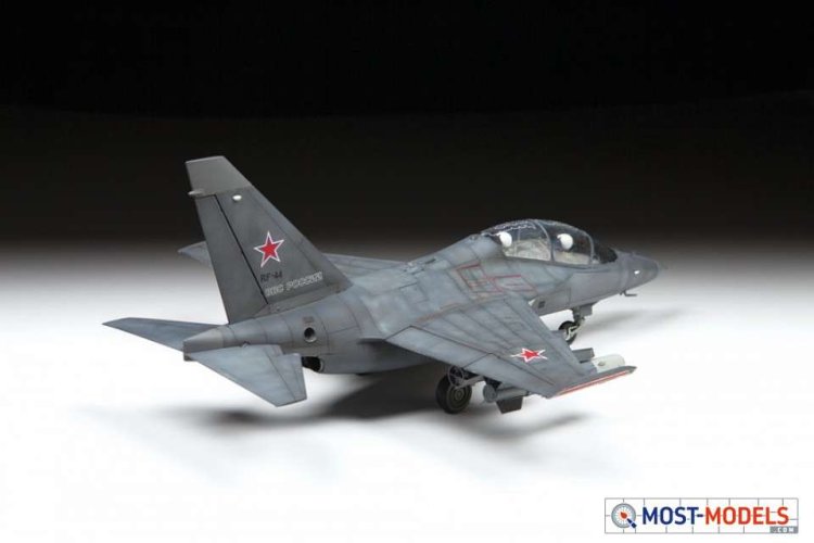 1:48 Zvezda 4818 Russian light bomber YAK-130 MITTEN - Zvz4818 img 6580 - ZVZ4818