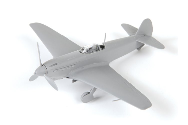 1:72 Zvezda 7313 YAK-9D Soviet Fighter - Zvz7313 img 8924 - ZVZ7313