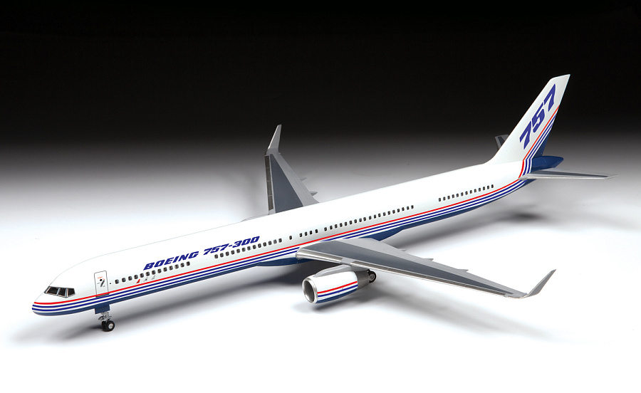 1:144 Zvezda 7041 Boeing 757-300 Plane